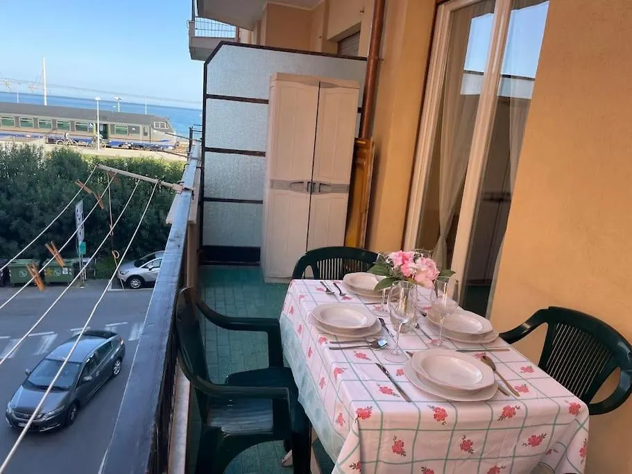 Bellavista-Bilocale-Loano Apartment Italy